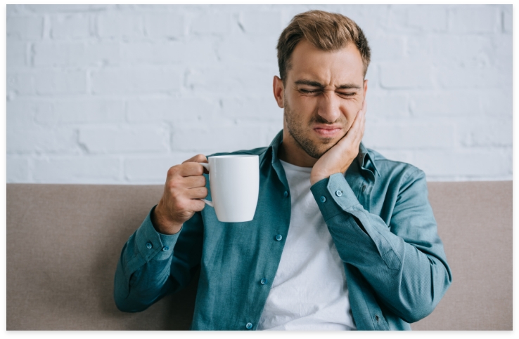 Man in pain before emergency dentistry